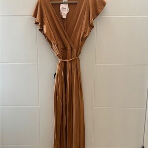 Jumpsuit in camel